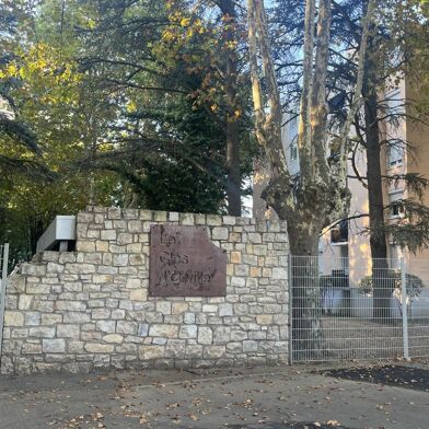 Appartement 3 pièces 622 €