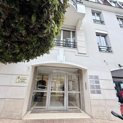 Appartement 3 pièces 548700 €