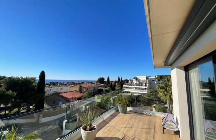 IMMEUBLE DE GRAND STANDING- 3 APPARTEMENTS DE LUXE- BANDOL COTE D 'AZUR / FRENCH RIVIERA — photo 4
