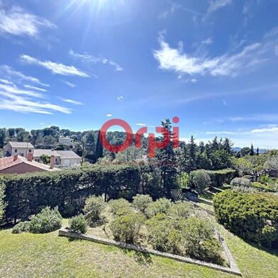 Appartement 1 pièces 604 €