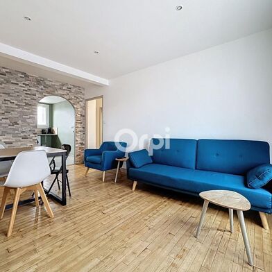 Appartement 4 pièces 99900 €