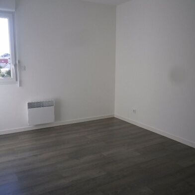 Appartement 3 pièces 970 €