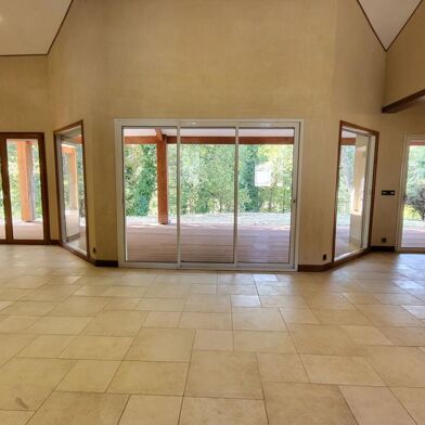 Maison 8 pièces 296000 €