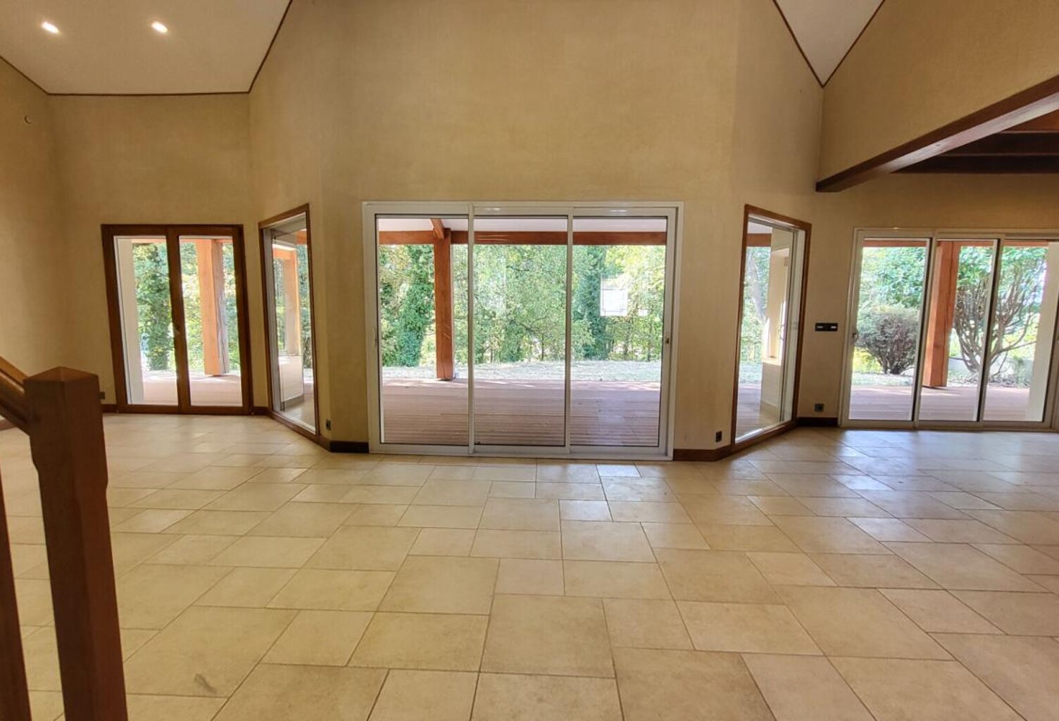 Maison contemporaine atypique 24700 Montpon 8 pièces  161 m2 parcelle 2048 m² — photo 1