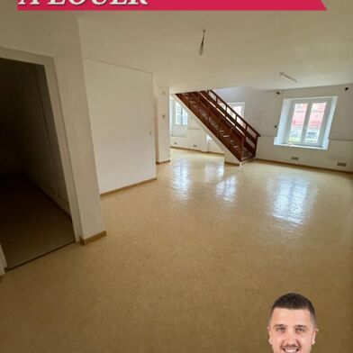 Appartement 4 pièces 560 €