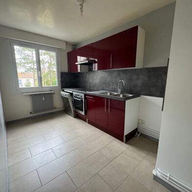Appartement 3 pièces 695 €