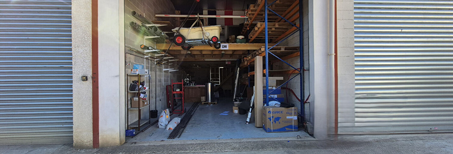Local industriel 9 Pièces 90 m² à louer à Saint-Gély-du-Fesc (34980)