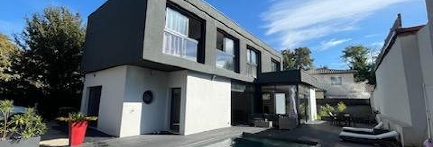 Maison 5 Pièces 201 m² à vendre à Fareins (01480)