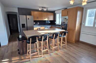 Maison 8 pièces 220000 €