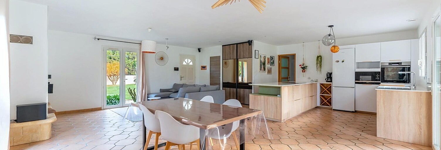 Maison 5 Pièces 102 m² à vendre à Carcans (33121)