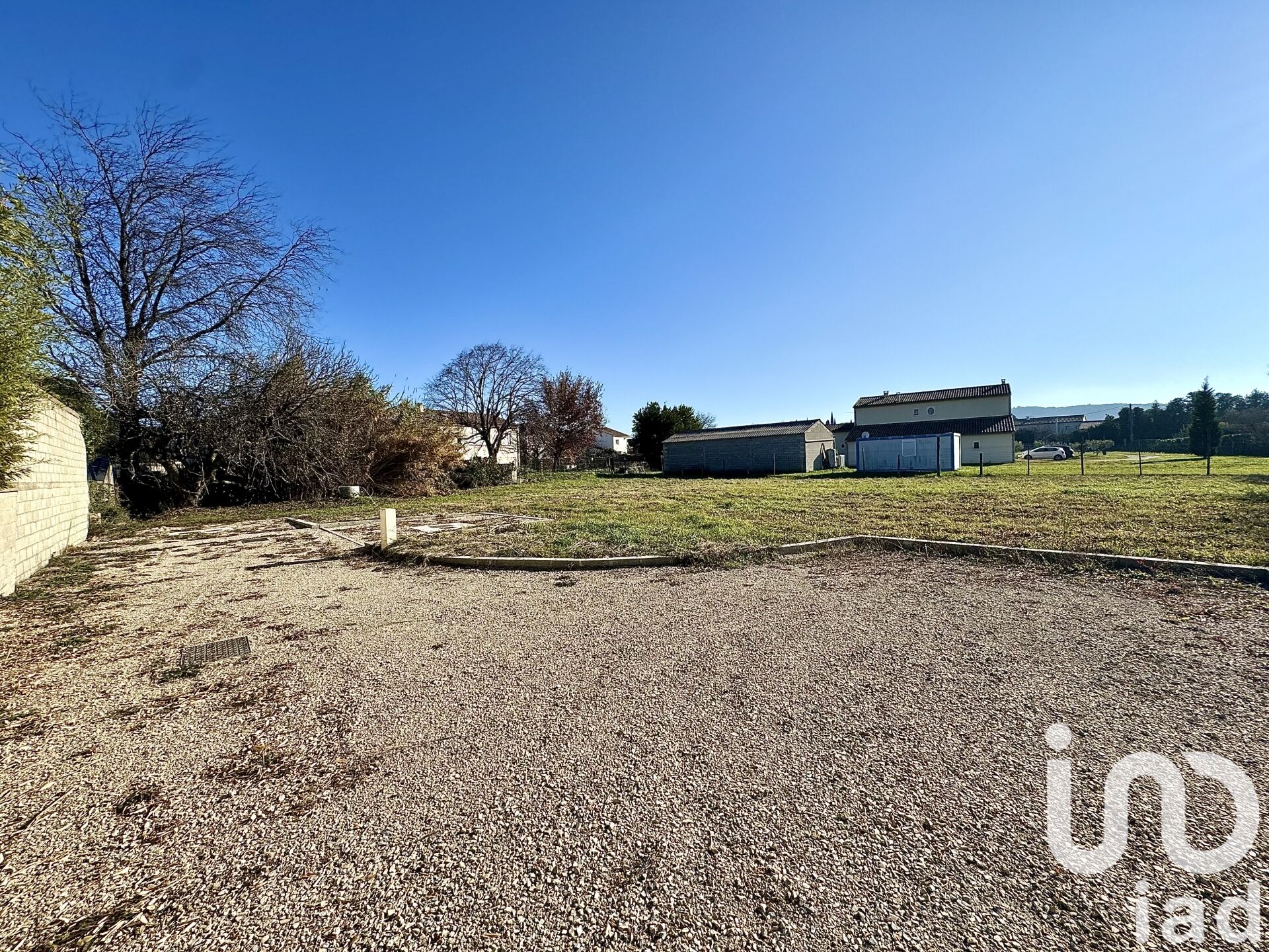 St-Genies-De-Comolas - 725m²