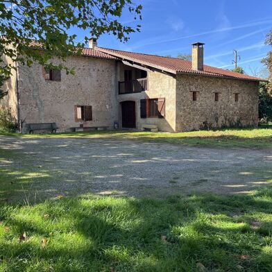 Maison 7 pièces 300000 €