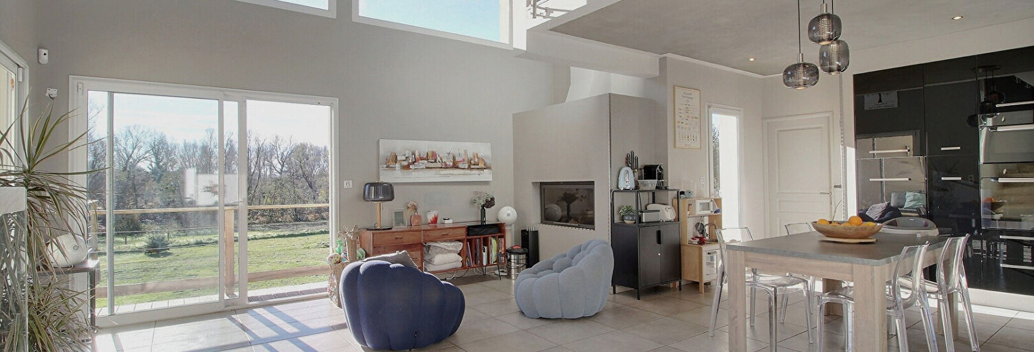 Maison 6 Pièces 175 m² à vendre à Saint-Cyprien (42160)