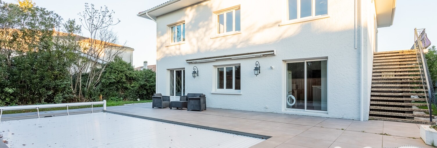 Maison 8 Pièces 208 m² à vendre à Mérignac (33700)