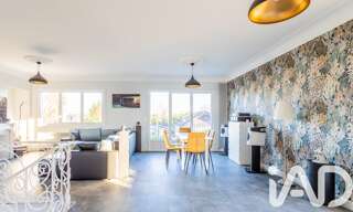 Maison 8 Pièces 208 m² à vendre à Mérignac (33700)