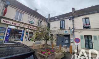 Immeuble  150 m² à vendre à Jouy-le-Châtel (77970)