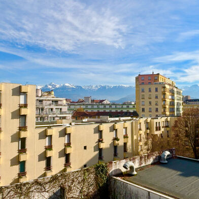 Appartement 3 pièces 249000 €