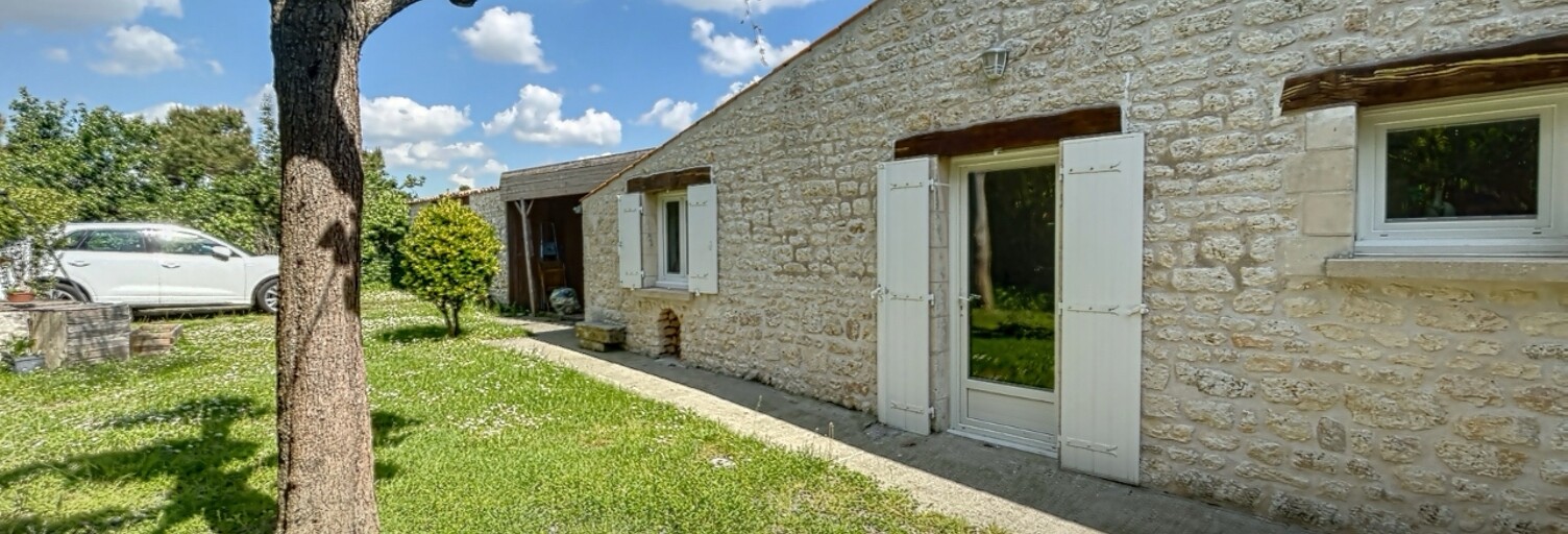 Maison 5 Pièces 161 m² à louer à Saint-Just-Luzac (17320)