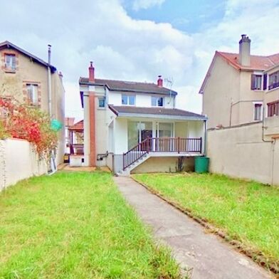 Maison 6 pièces 2350 €