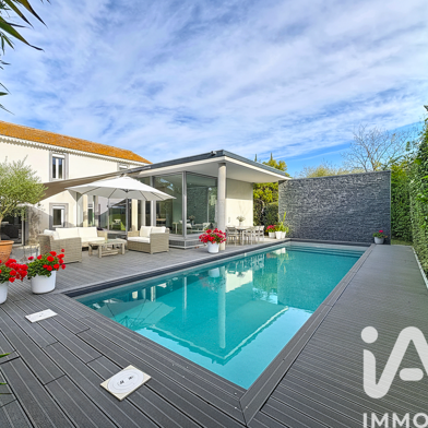 Maison 5 pièces 699000 €