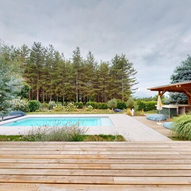 Maison 4 pièces 596000 €