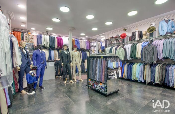 Vente Boutique/Local commercial 137 m&sup2; — photo 2