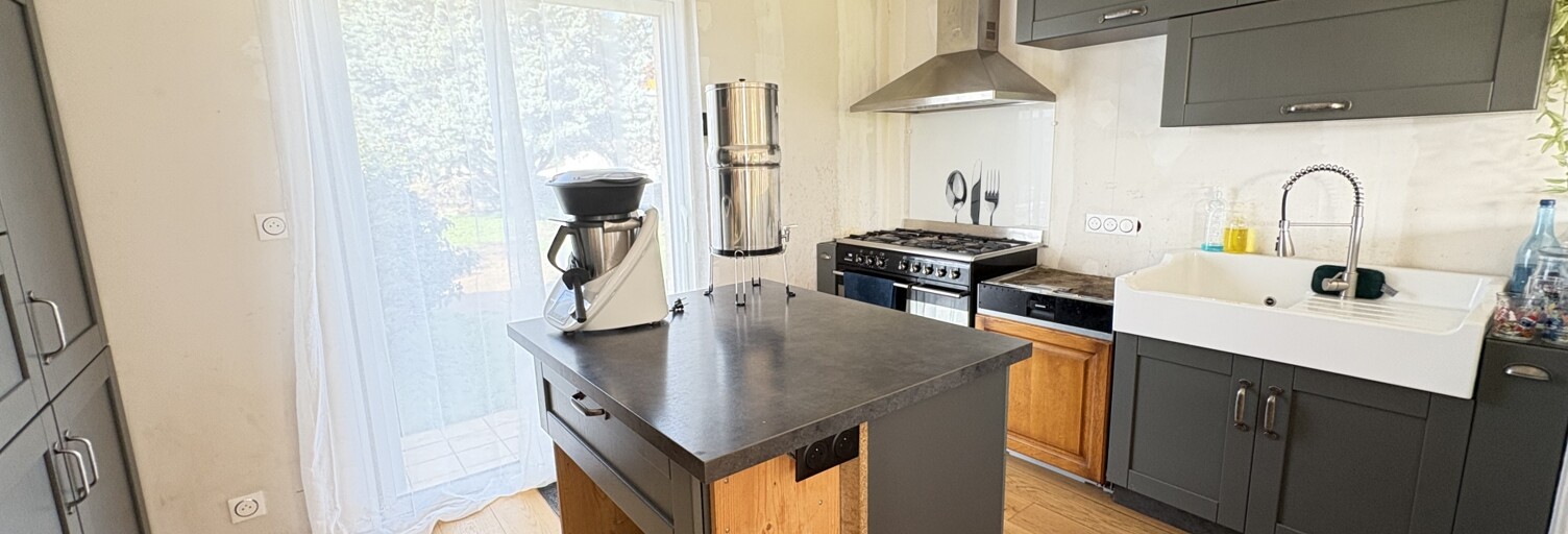 Maison 5 Pièces 102 m² à vendre à Vairé (85150)