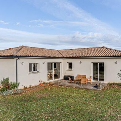 Maison 5 pièces 449000 €