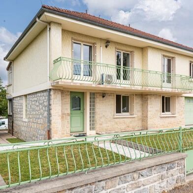 Maison 7 pièces 200000 €