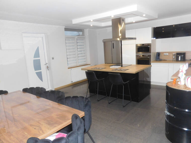 Maison semie-inviduelle rénovée — photo 1
