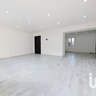 Appartement 3 pièces 116000 €