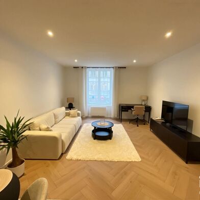 Appartement 2 pièces 1533 €