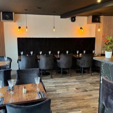 Commerce  129000 €