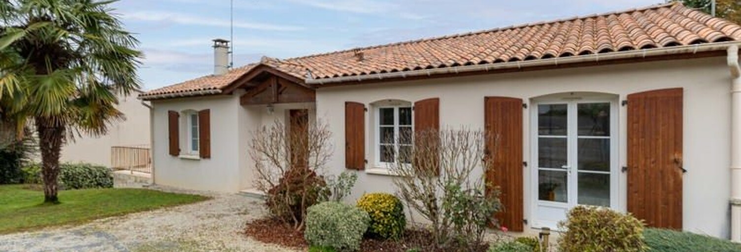 Maison 6 Pièces 115 m² à vendre à La Rochefoucauld-en-Angoumois (16110)