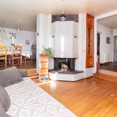 Maison 5 pièces 301815 €