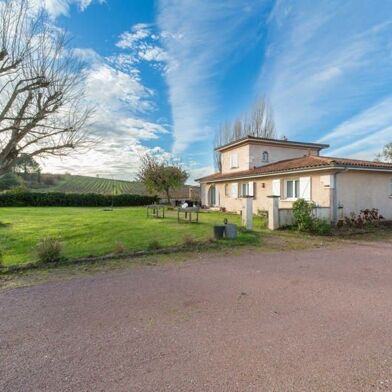 Maison 7 pièces 296520 €