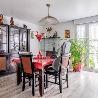 Appartement 4 pièces 169087 €