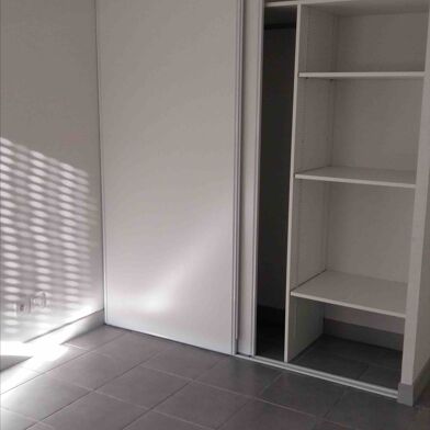 Appartement 3 pièces 760 €