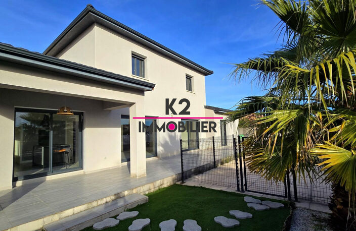 VILLA 136 M² - 4 CHAMBRES - PISCINE — photo 2