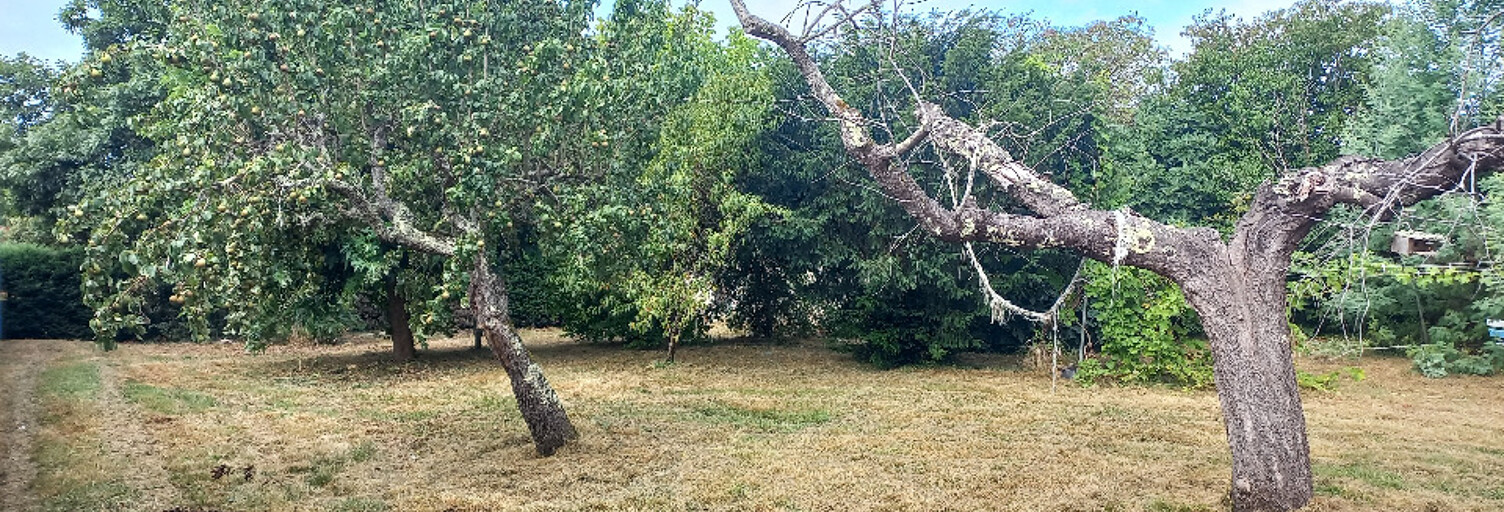 Terrain  830 m² à vendre à Montpon-Ménestérol (24700)