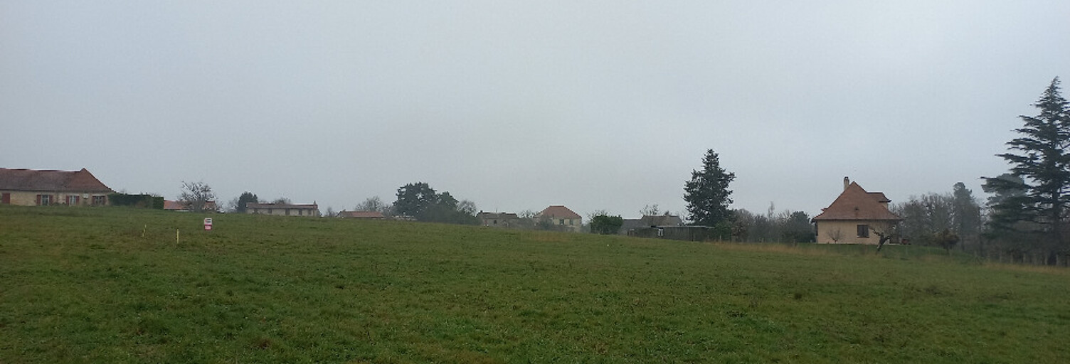 Terrain  927 m² à vendre à Saint-Géry (24400)