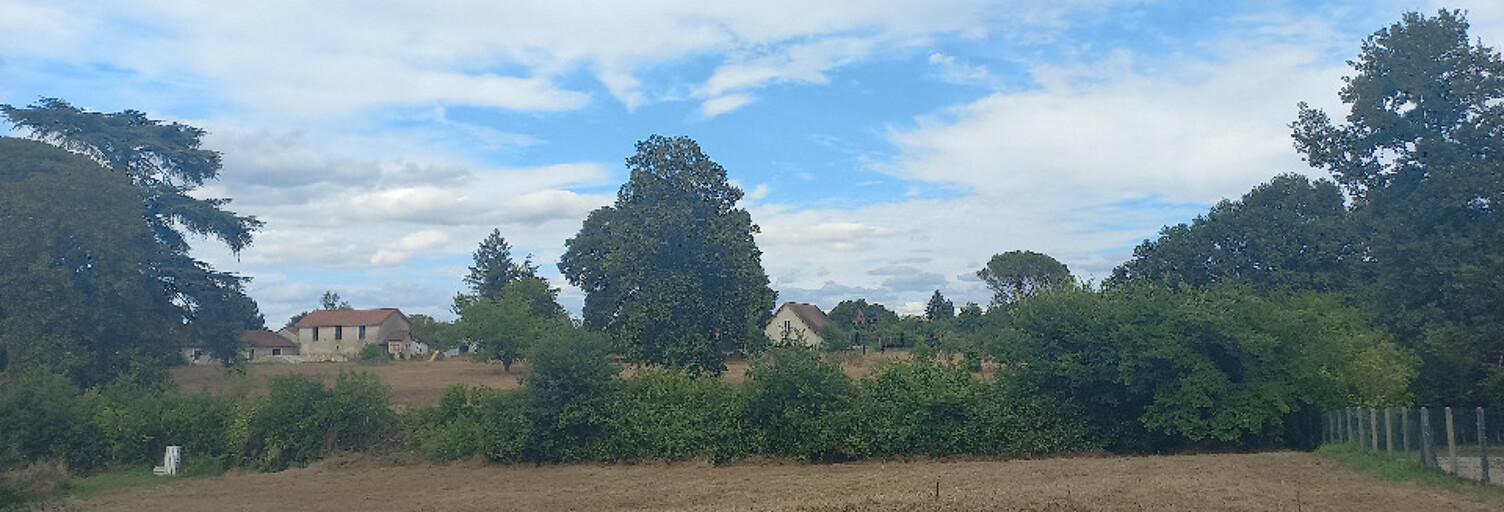 Terrain  1327 m² à vendre à Montpon-Ménestérol (24700)