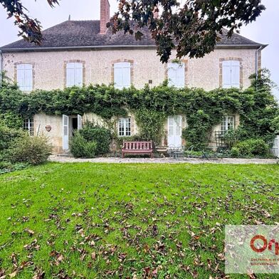 Maison 6 pièces 2900 €