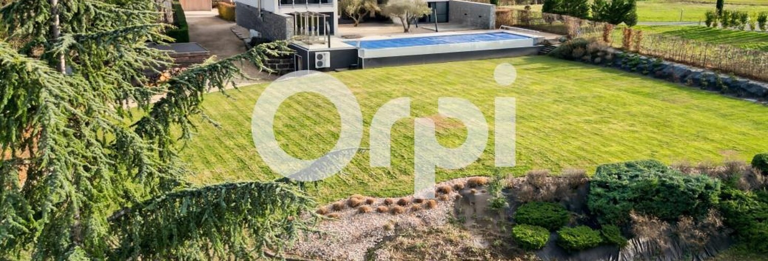 Maison 8 Pièces 250 m² à vendre à Ruoms (07120)