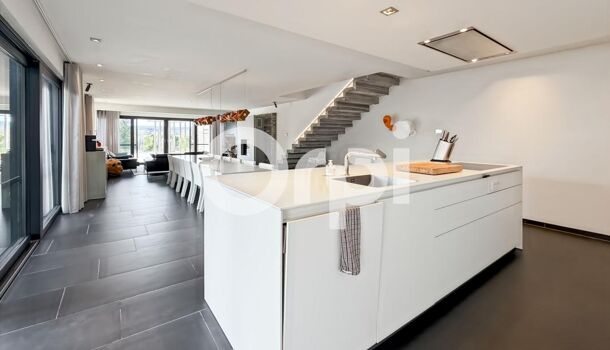 Villa / Maison 8 pièces  à vendre Ruoms 07120