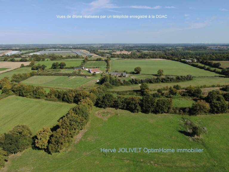 FERME SUR 30 ha AVEC LONGERE ET DEPENDANCE — photo 1