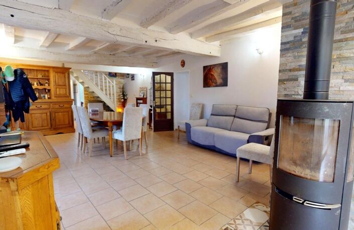 FERME SUR 30 ha AVEC LONGERE ET DEPENDANCE — photo 4