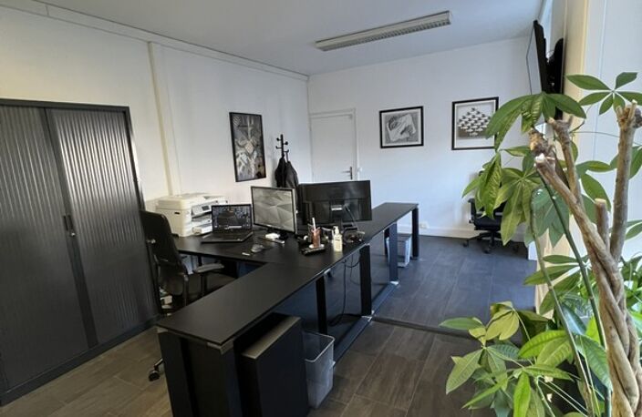 Local/bureau à vendre SAINT DENIS (93) — photo 3
