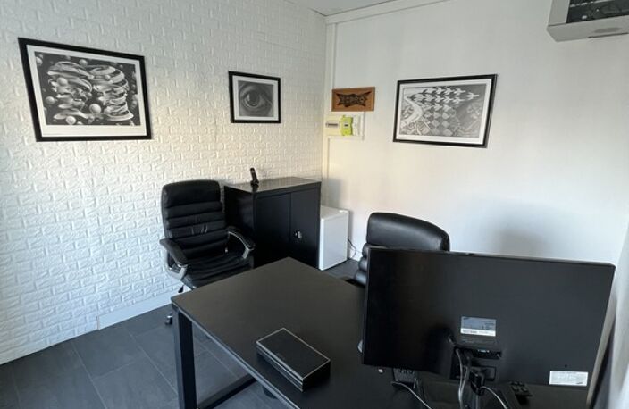 Local/bureau à vendre SAINT DENIS (93) — photo 4