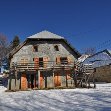 Maison 12 pièces 370000 €